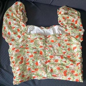 Floral Ruched Puff Sleeve Crop Top